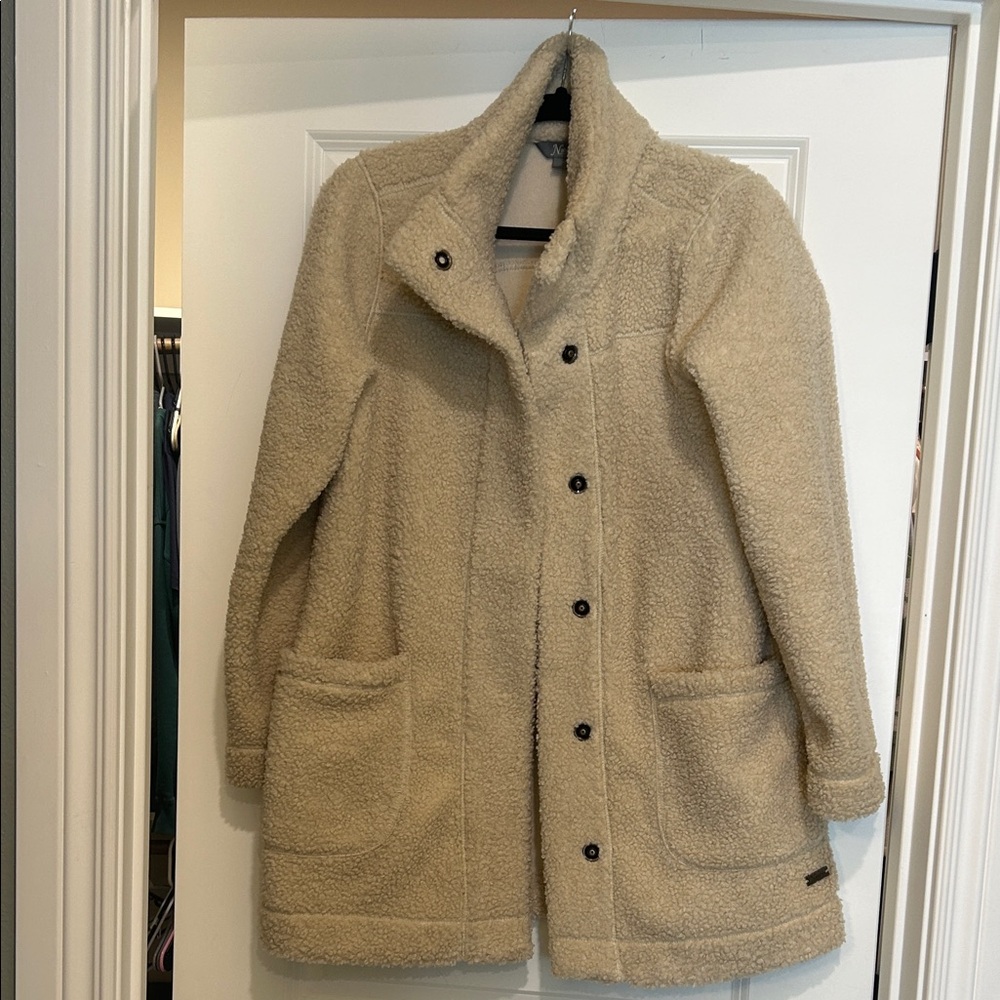 Women's Cream Sherpa Coat